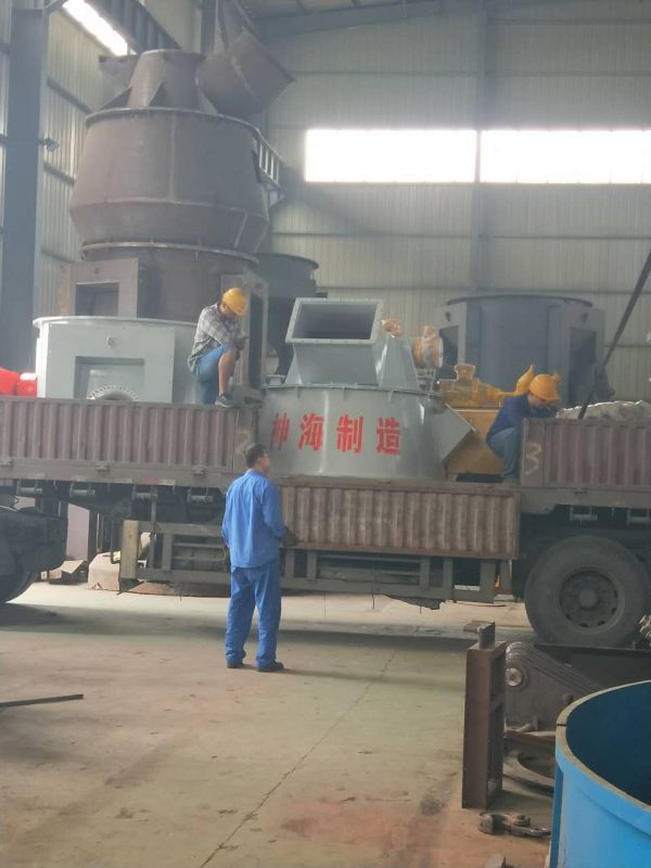 The equipment sent to Anhui was successfully loaded onto the truck today